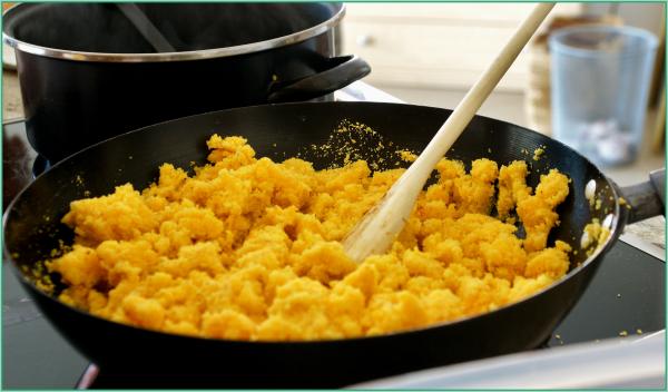 Polenta Fruehstueck Macek Stokosch bearbeitet